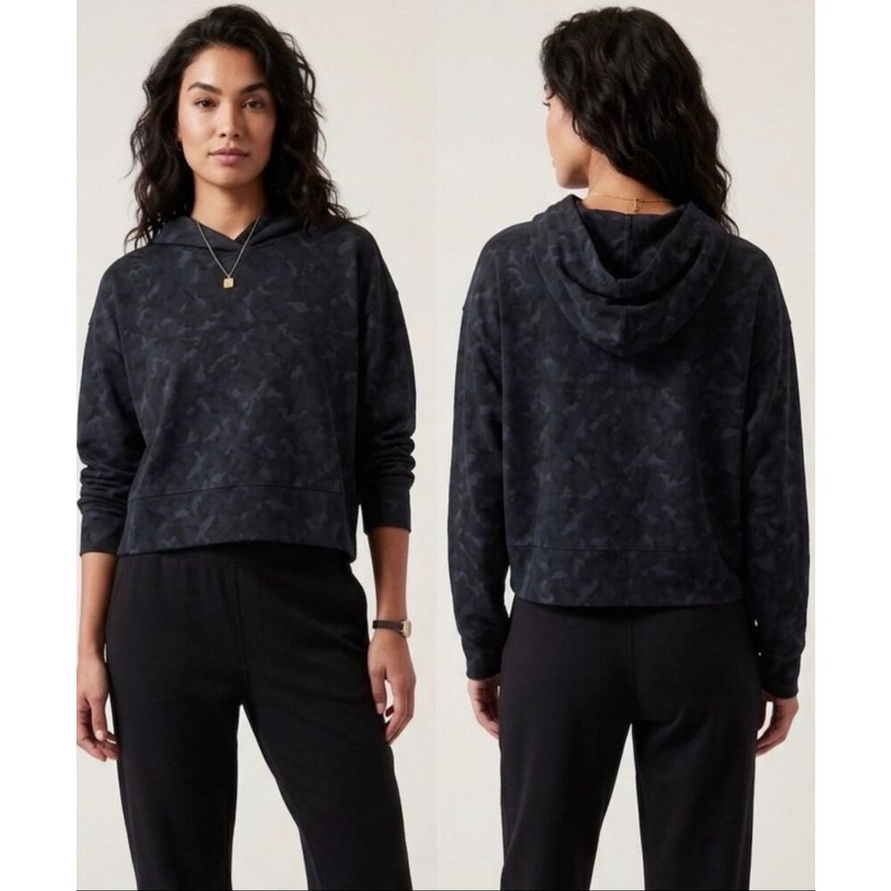 Athleta Farallon Printed Sweatshirt Hoodie Size Medium